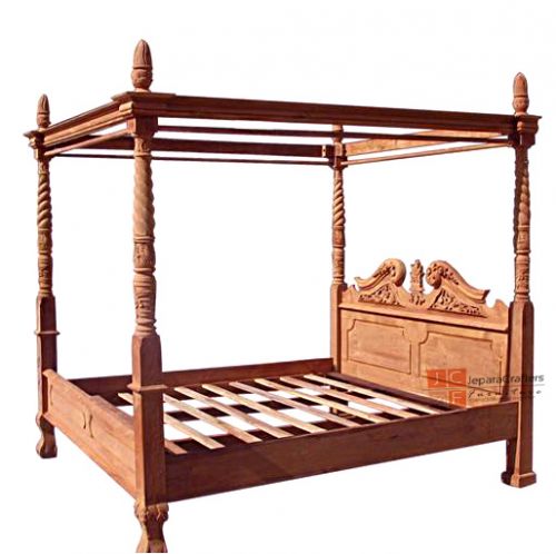 Chippendale Canopy Beds